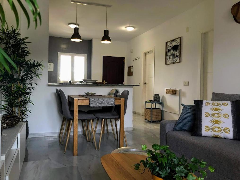 Alhaurín de la Torre Lauro Golf Apartment 'Bamboo' מראה חיצוני תמונה