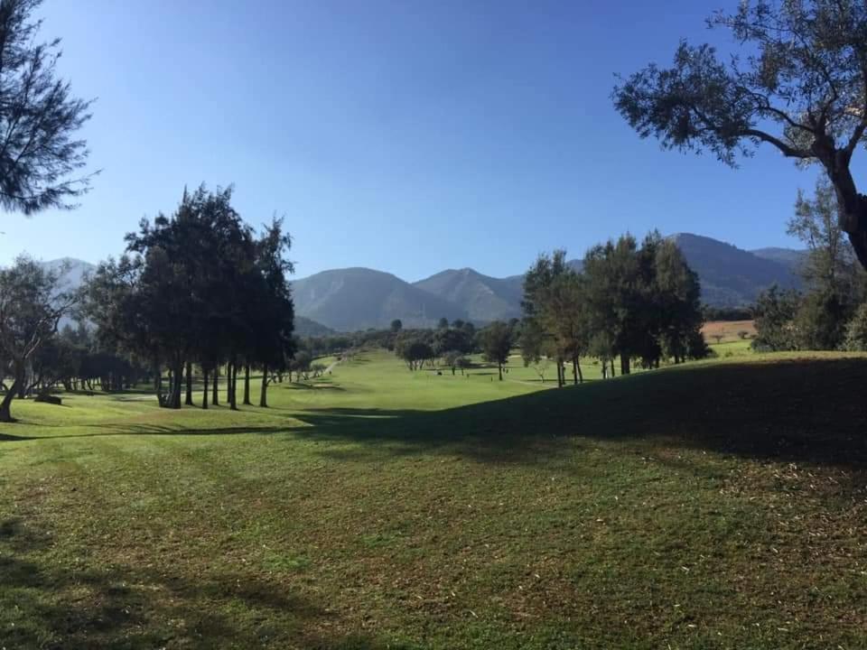 Alhaurín de la Torre Lauro Golf Apartment 'Bamboo' מראה חיצוני תמונה